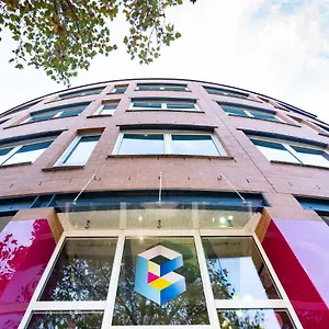 2* Отель Boxhotel